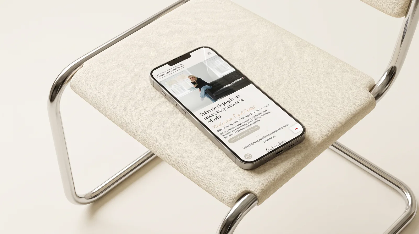 Strona Elite Consulting na smartfonie — mobilny widok marki osobistej doradczyni biznesowej