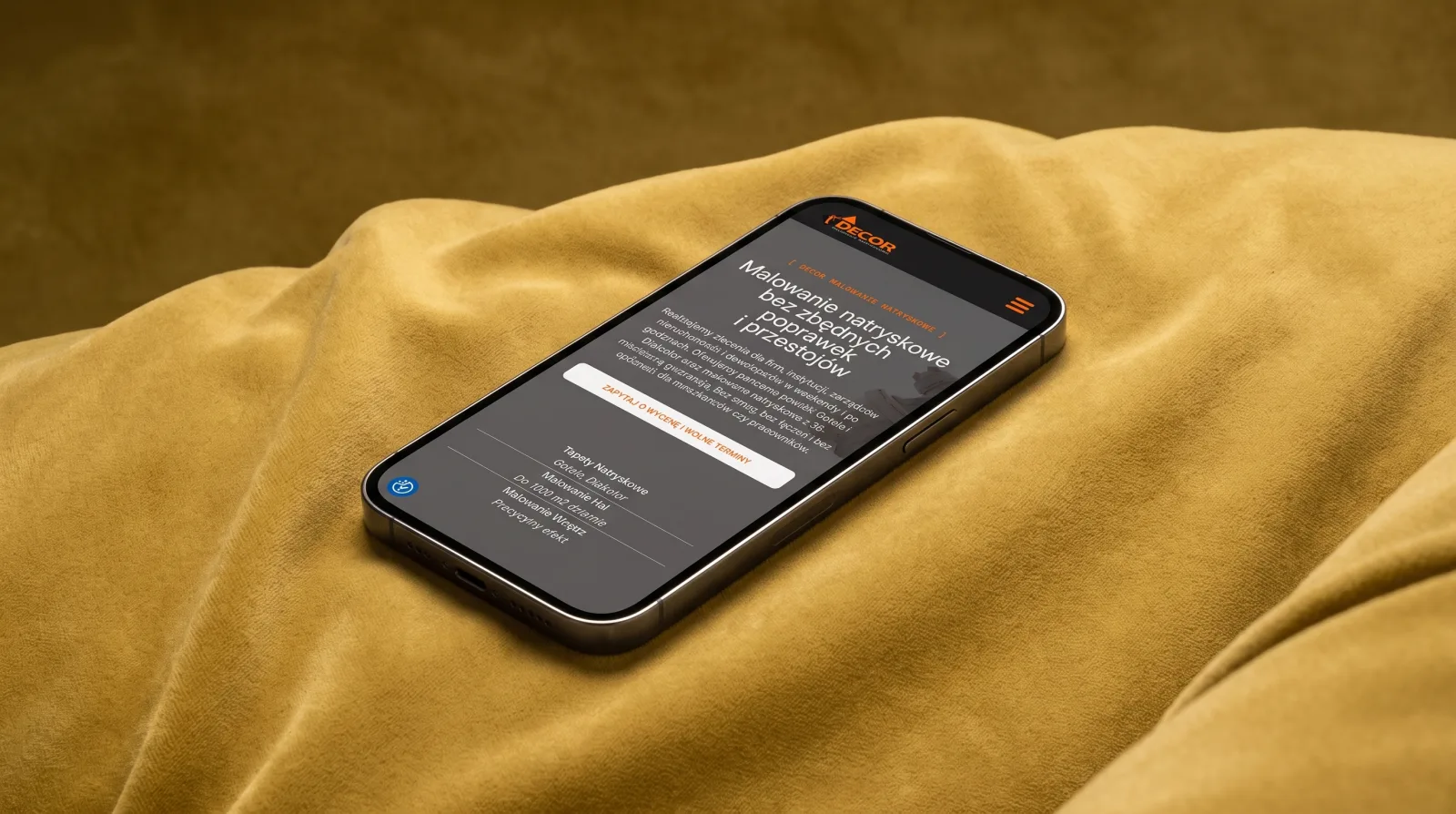 Strona DECOR na smartfonie — mobilny widok usług malowania natryskowego
